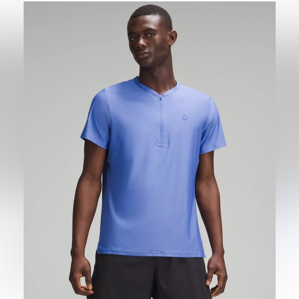 Lululemon Athletica Men's Cool Blue Short Sleeve Tee